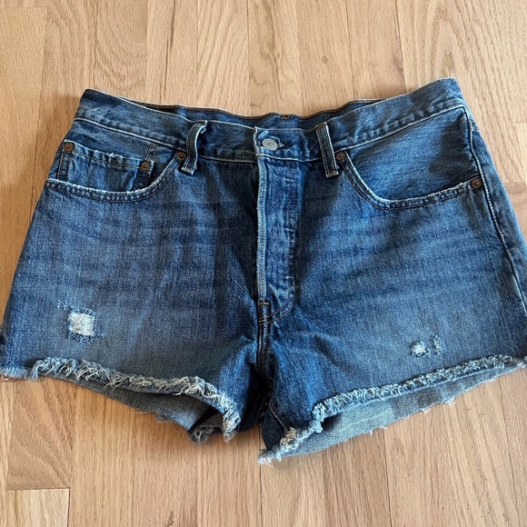 Levi's 501 Cut-Off Jean Short Button Fly Size 30 - Picture 1 of 6